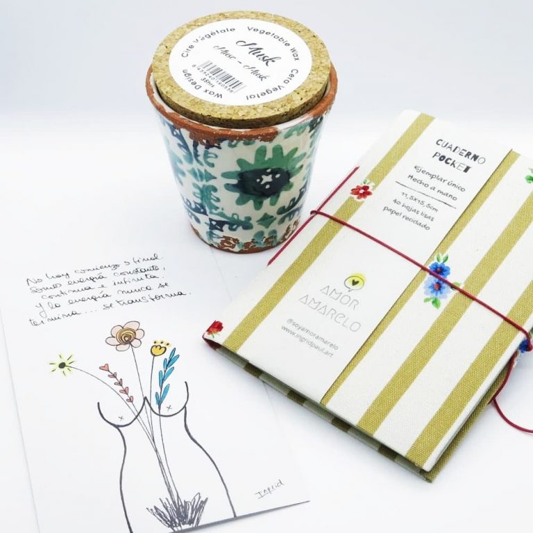 Pack de Vela, cuaderno y postal