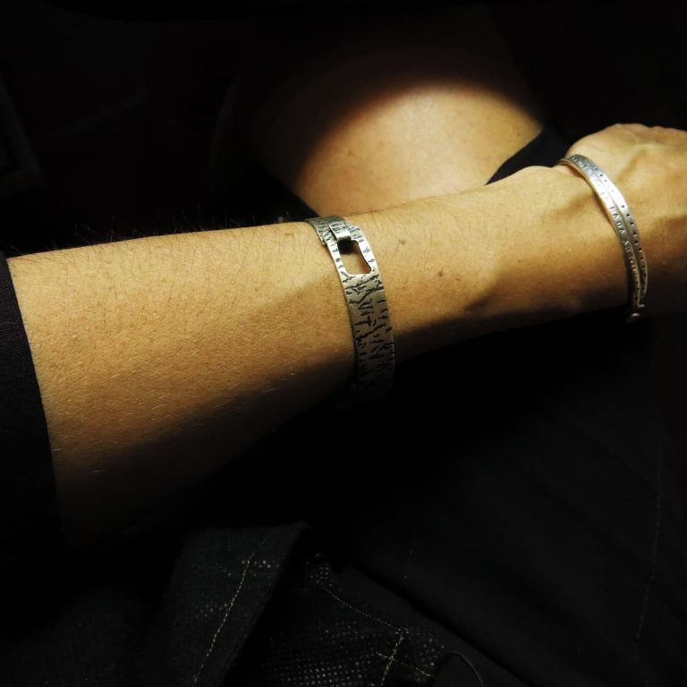 Brazalete de plata
