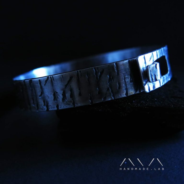 Brazalete plata Savage